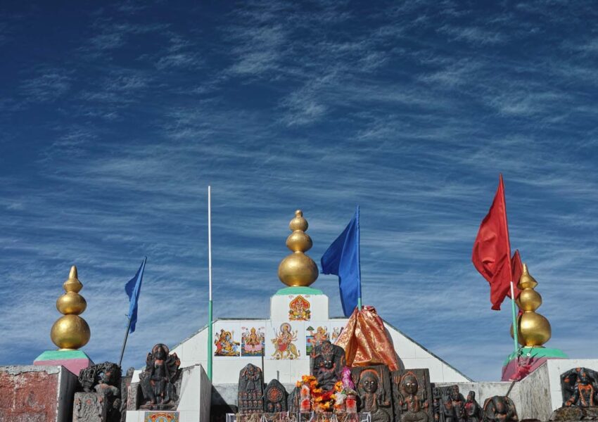 Shikari devi